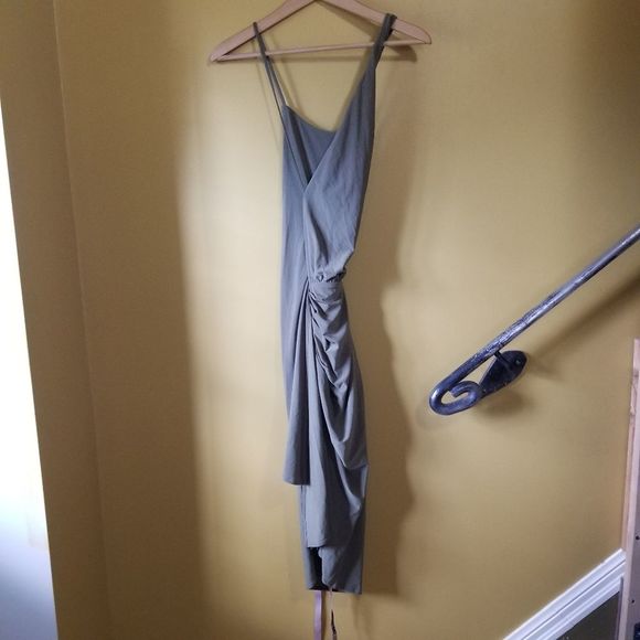 NWT House of CB London Green Wrap Dress Size Small Laureline Khaki - Picture 3 of 11